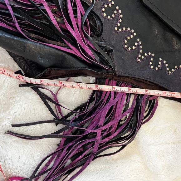 Leather black and purple vest. Fits like a medium although labeled a large. - Picture 6 of 7